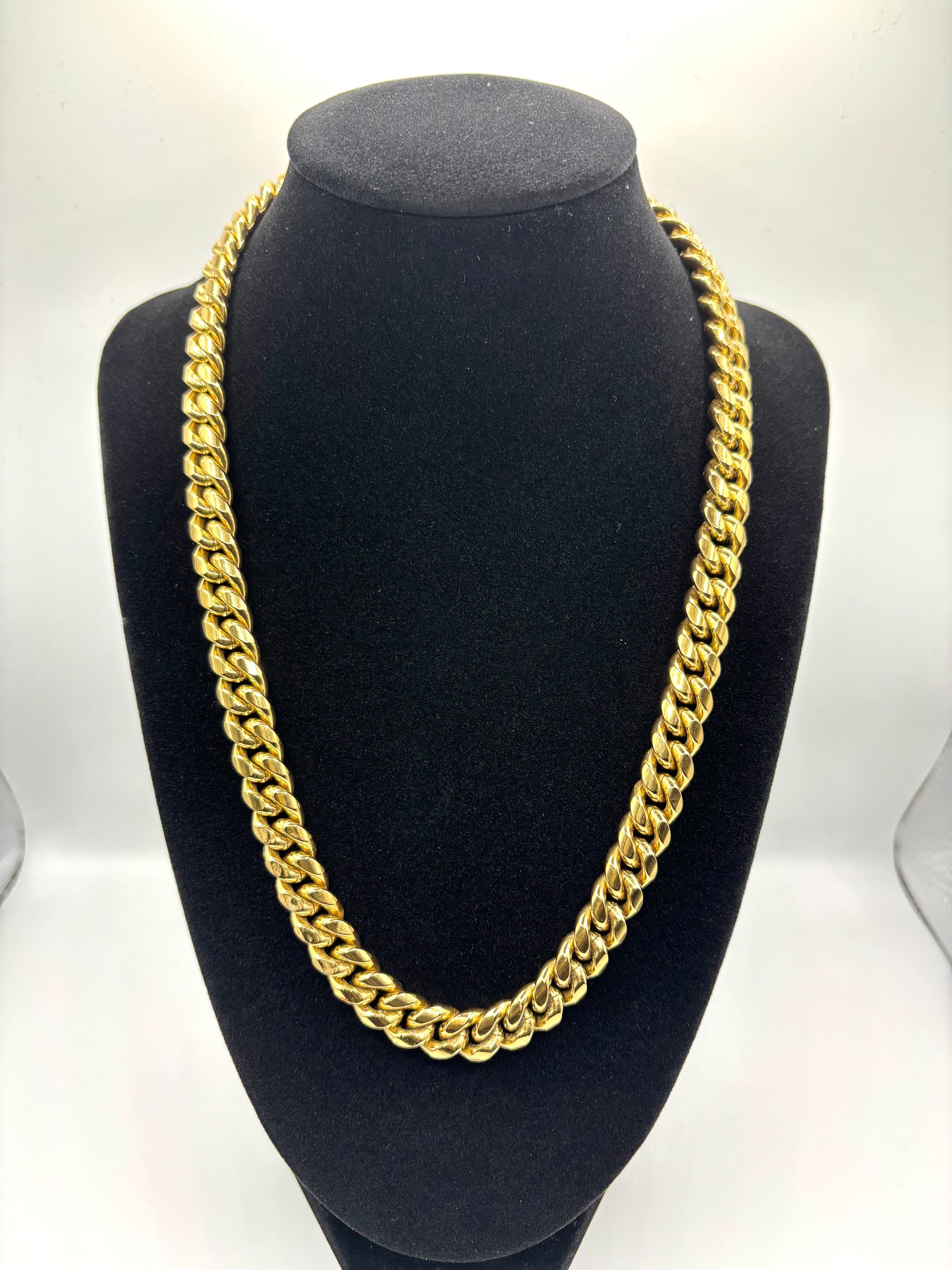 Gold Cuban Chain - 10mm