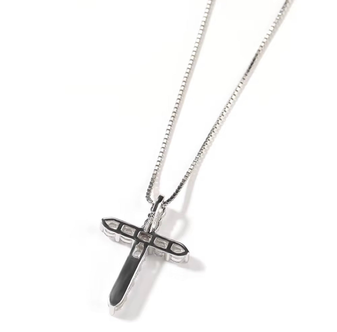 Cross Pendant with chain
