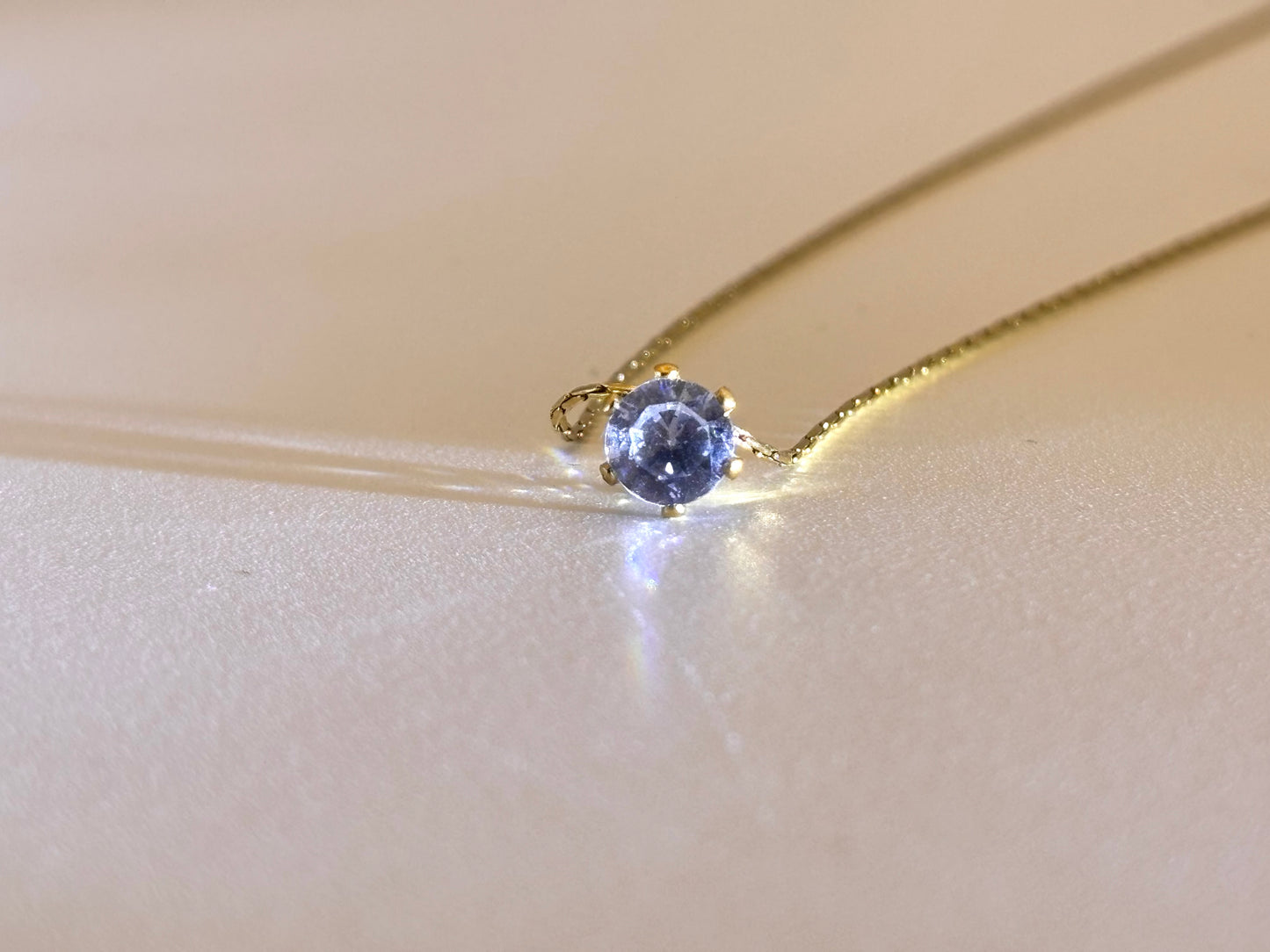 Single stone necklace